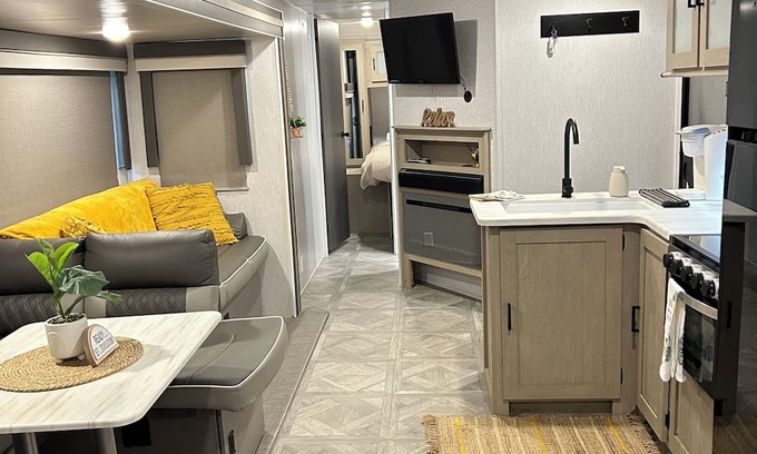 Flowood Alquiler De RV | Forest River Wildwood