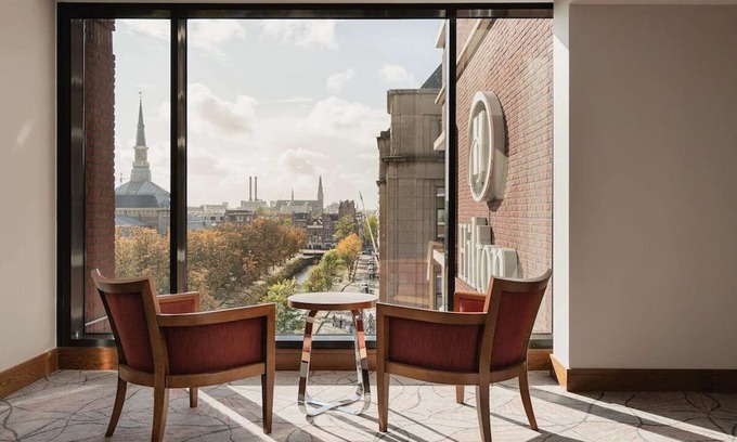 The Hague Center Casa | Convenience Meets Comfort - Enjoy Our Centrally Located Stay Near Alexanderplatz