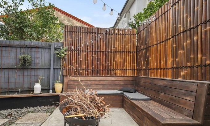 Tugun Casa | Relaxed Coastal Getaway