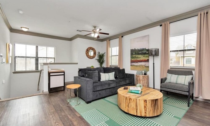 League City Apartamento | The Hidden Gem · The Hidden Gem near Kemah Boardwalk/NASA!