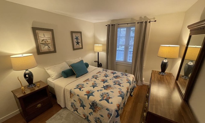 Northwest Harwich Apartamento | Adorable Newly Renovated Cape Cod Cozy Apartment.