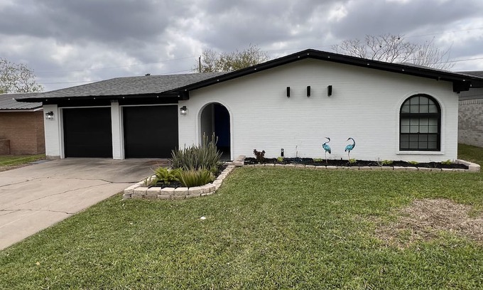Harlingen Casa | Cozy Casita centrally located in the Valley