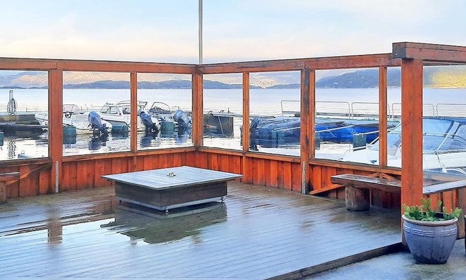 Hommersak Casa | 7 person holiday home in SANDNES