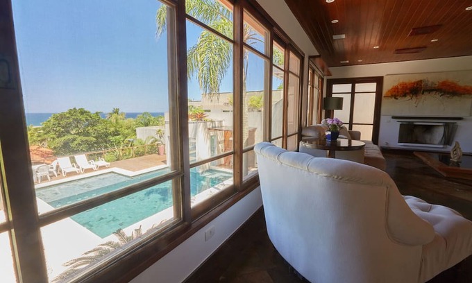 Itacoatiara Casa | Precious in Niterói with sea view | Casa Luxo
