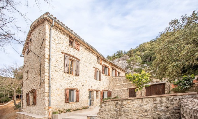 Ampus Otro | Véritable Mas Provençal Ancien Avec Piscine