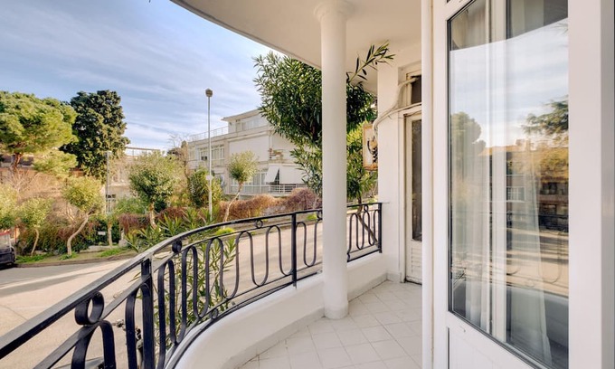 Adalar Casa | Sea View Retreat in Buyukada, 1 min to Ferry