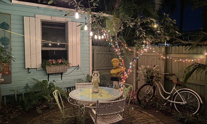 Sailboat Bend Casa | Key West Bungalow