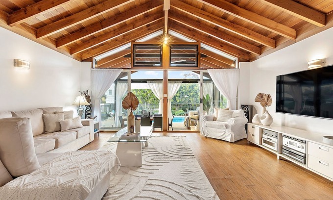 Valentine Casa | The Boat house with private jetty