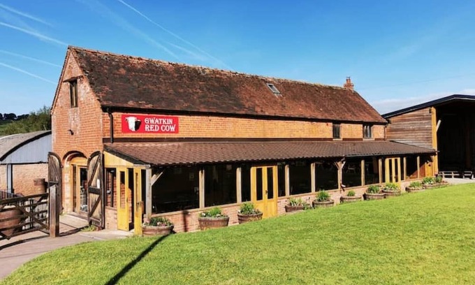 Longtown Casa | The Granary at Gwatkin Red Cow