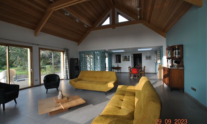 Belle-Eglise Casa | Le Grand Cèdre Maison de Campagne Idéale Pour les Familles Proche Paris et A16