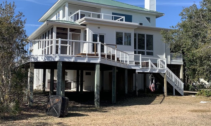 Myrtle Grove Casa | The Myrtle Grove House
