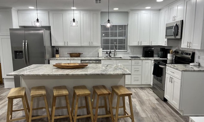 Winter Haven Casa | Kid & Pet friendly home w/ Pool and BBQ