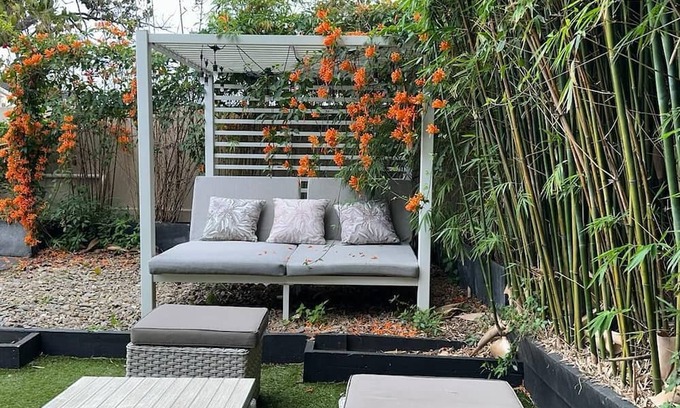 Drummoyne Casa | luxury entertainer's mansion close to water