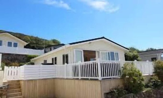 Mynytho Chalet De Esquí | Stunning 3-Bed Chalet in Abersoch