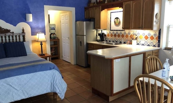 Bahia Kino Apartamento | Romantic, private Pelican Studio Apartment overlooks the Sea of Cortés.