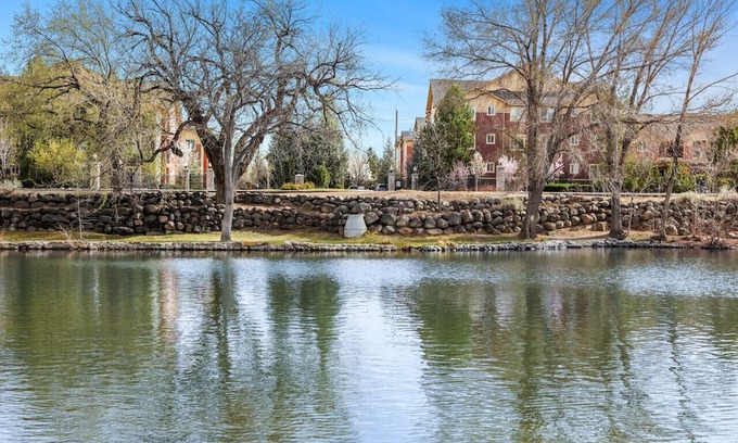 Old Southwest Condominio | 1B/1B Condo by Idlewild Park Reno Downtown-Pool, Jacuzzi & Parking