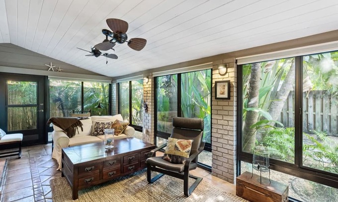 Tarpon River Casa | Fort Lauderdale home, minutes from Las Olas and beach, pet/family friendly