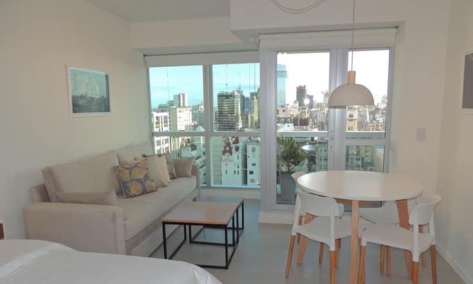 Retiro Apartamento | Monoambiente DE Lujo con Pileta - Torre Bellini 21