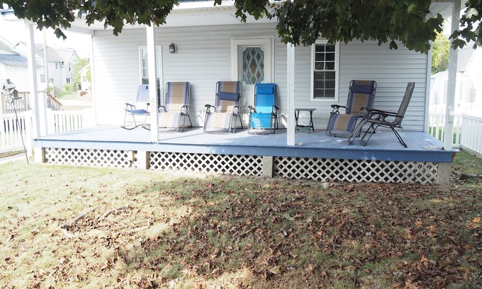 Beulah Cabaña | New! The Benzie Bungalow - Very Cute and Great Location!