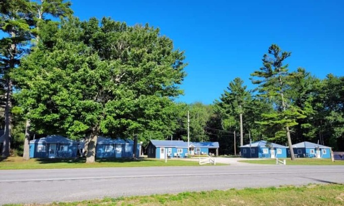 Northeastern Michigan Cabina | The Bungalow #2 w/ 2 Bedrooms