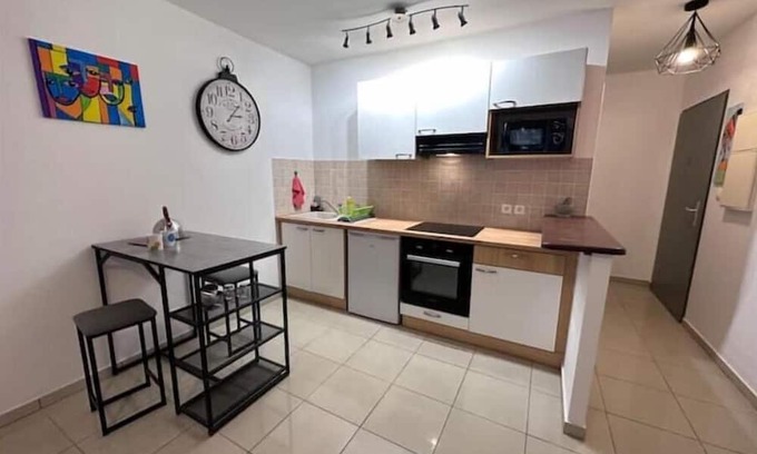 Saint-Denis Apartamento | Studio Bellepierre