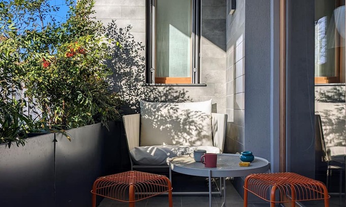 Navigli Apartamento | Modern gem with swimming pool and garage in the heart of Navigli | NABA/Bocconi