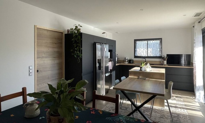 Azur Casa | Azuria ,maison Climatisée Avec Jardin et Terrasse Couverte 6-8 Personnes