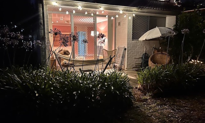 Maylands Apartamento | Entire Apartment next to Lake and Swan River - Green Oasis near the City