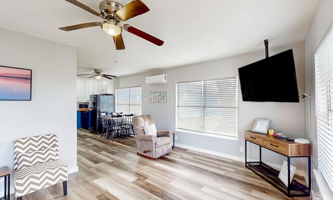 Aransas Pass Casa | Renovated cottage with private yard, covered patio, & W/D - snowbird-friendly
