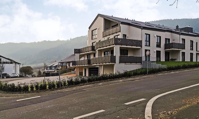 Mehring Apartamento | This modern vacation apartment not far from the Moselle welcomes you with a wonderful view of the co