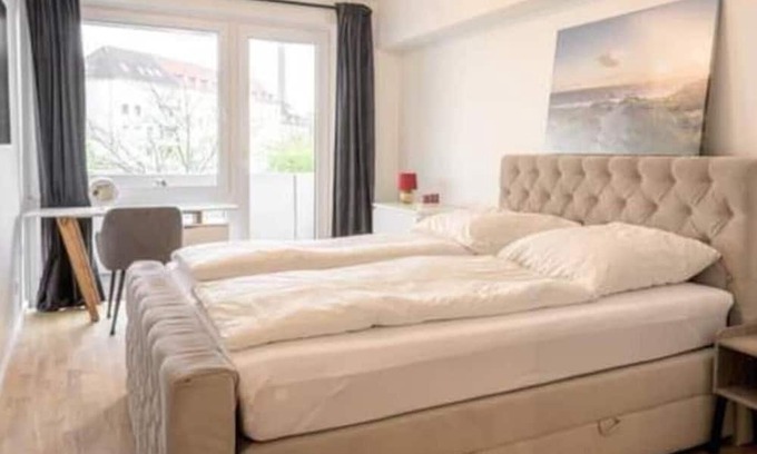 Mitte-Sud Apartamento | Georgys Holiday Space