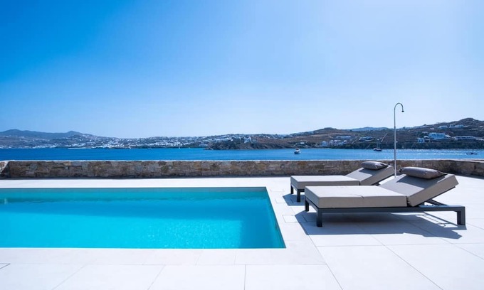 Ornos Villa | Myko Villa Private Heated Pool on beach