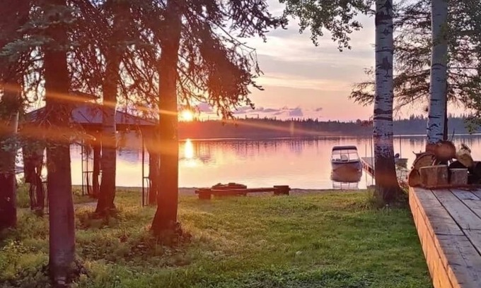 Denare Beach Cabaña | Cozy Private lake front cabin with sand beach!