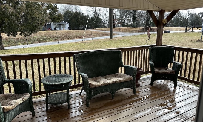 Mc Dougal Otro | Country View Escapes located in Piggott Arkansas 72454 Cozy, relaxing atmosphere
