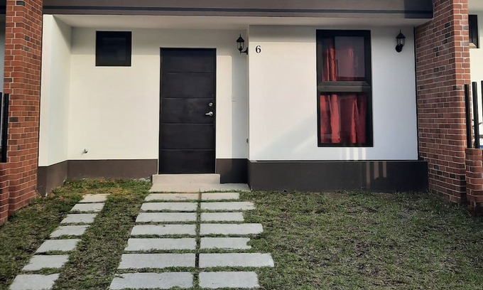 Ciudad Vieja Casa | Beautiful 3 bedroom town home