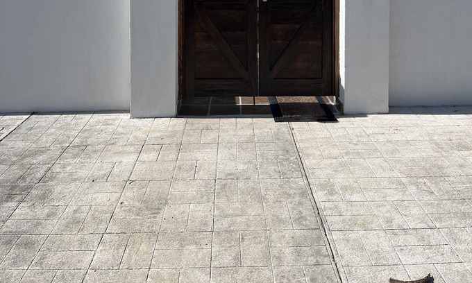 Pedasi Casa | YellowFin Casa 3, private courtyard and pool. Close to town square and beach