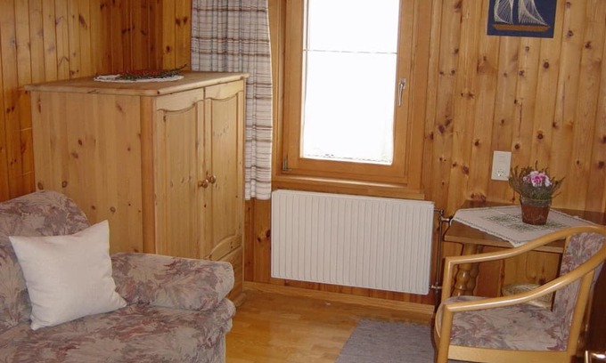 Marul Apartamento | Apartment Almrausch - Haus Burgl