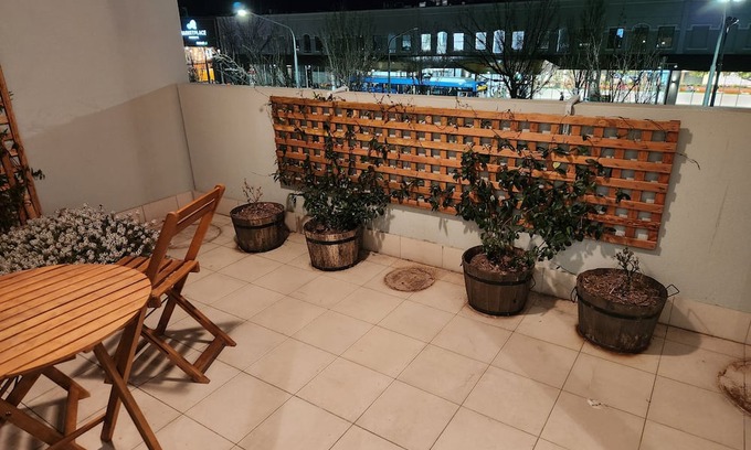 Gungahlin Apartamento | 2 bedroom apartment available in central Gungahlin, ACT. Fully furnished.