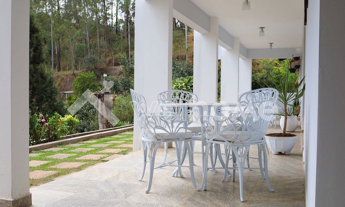 Pau Arcado Casa | House with a pool in Campo Limpo Paulista
