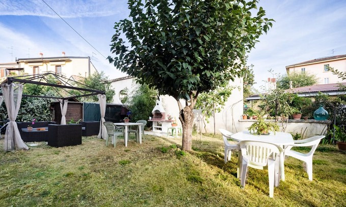 Est Apartamento | Stanza Glicine - Villa Angelina - Pet Friendly