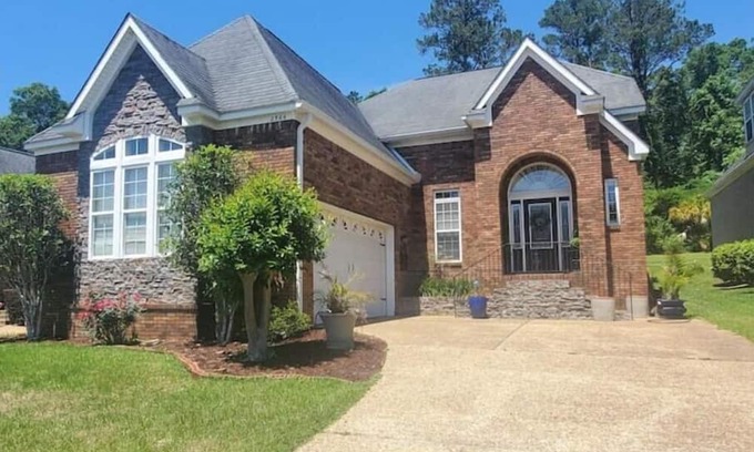 Tallahassee Casa | Beatiful, family-friendly home close to I-10