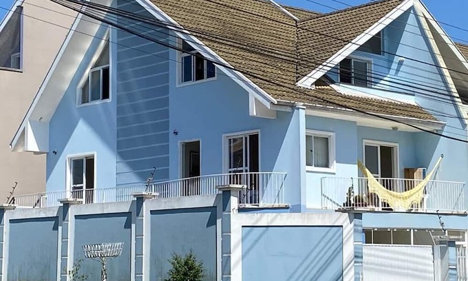 Jardim das Americas Casa | Bairro calmo e tranquilo oportunizando um sono tranquilo, Aceita seu PET