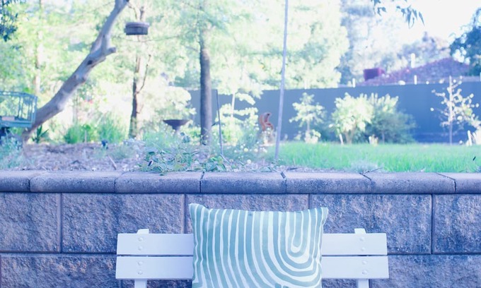 Adelaide Cabina | Spacious and luxurious mid-century home. Huge family backyard- eco-friendly!