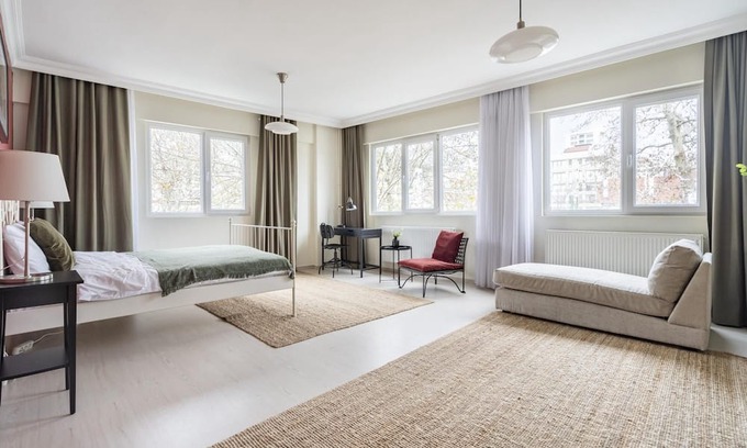 Bostanci Apartamento | Missafir Modern Flat with Balcony on Bagdat Street