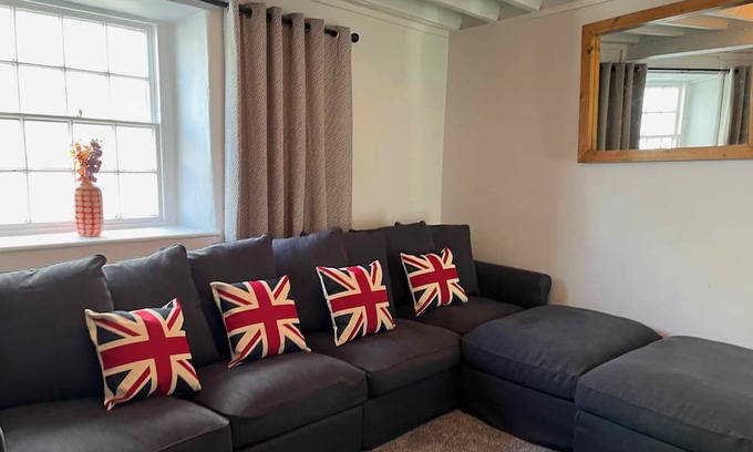 Saint Asaph Apartamento | The North Wales Gathering - Hot Tub & Sleeps Up To 16