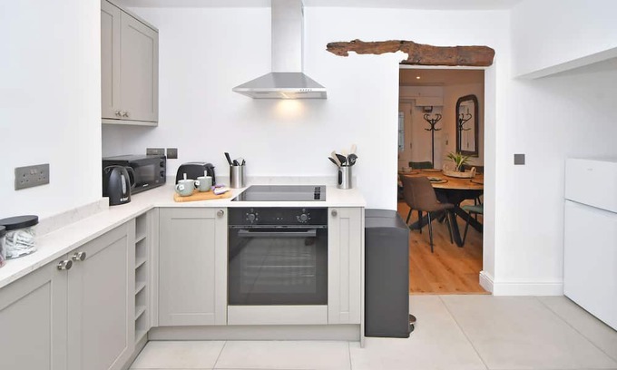 Sandbach Casa | Perfect Fusion of Comfort and Convenience at Chapel House. BOOK NOW!