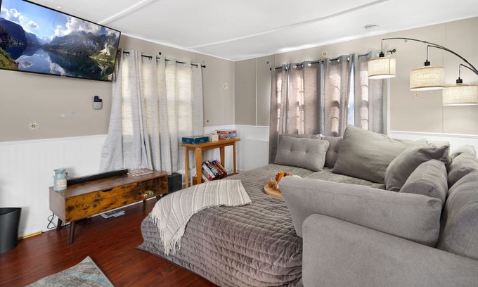 Ithaca Casa | Robin's Nest is a place to recharge, re-energize and relax.