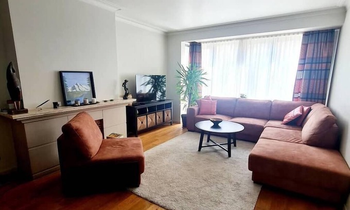 Ghent Apartamento | Spacious 2 Bedroom App in the Center with Terrace