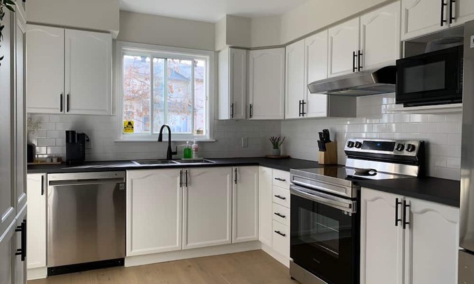 Ottawa Division Casa | Hideaway at Margrave