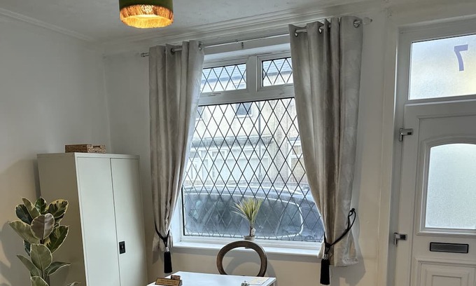 Sheffield Casa | Sam’z Boutique